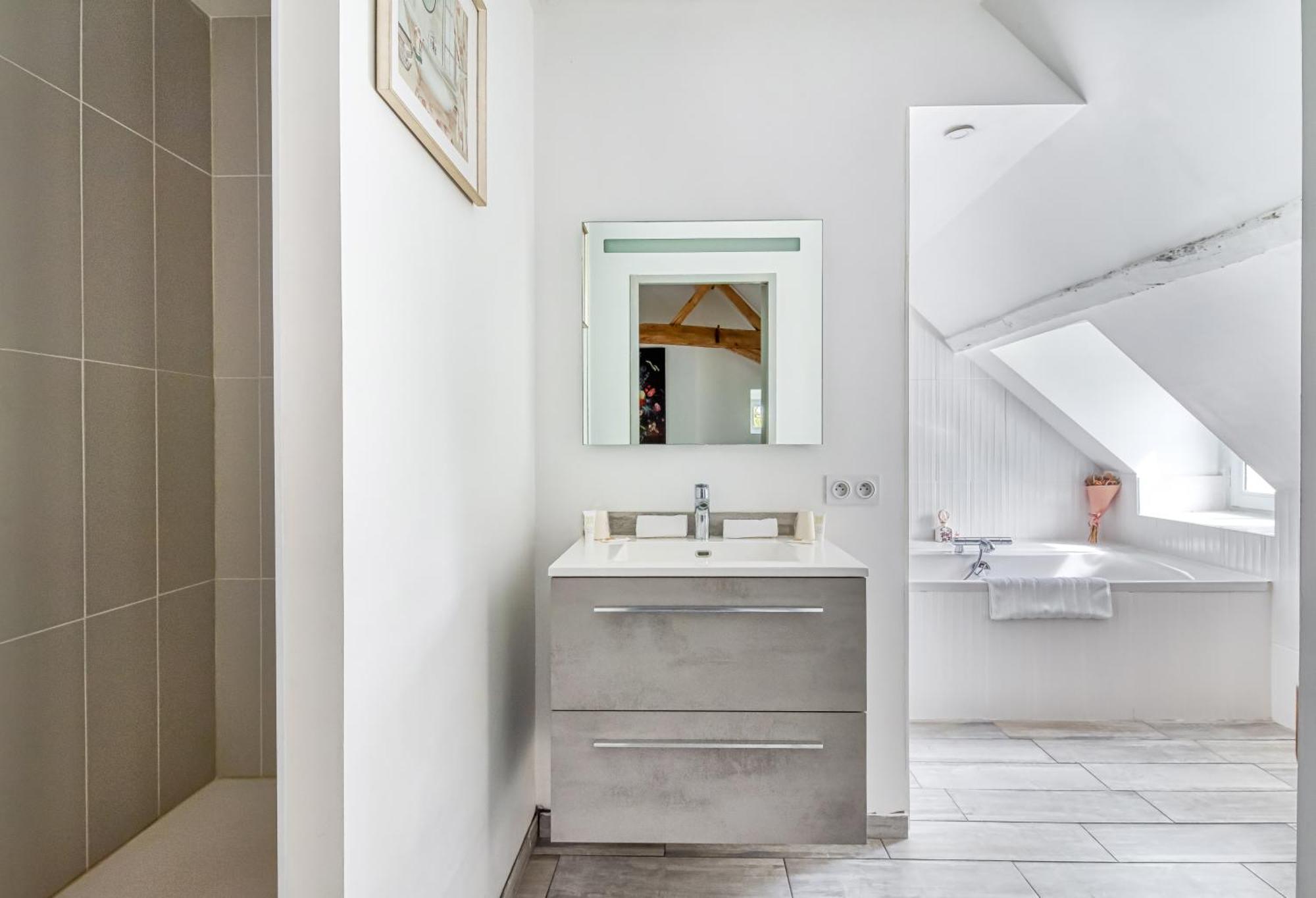 La Fontaine Du Mont Hotel Murs-Erigne Ngoại thất bức ảnh